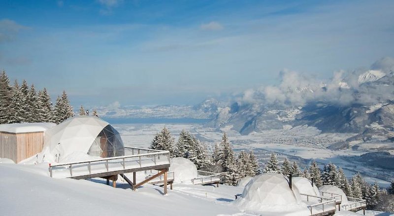Whitepod Eco-Luxury Hotel 5