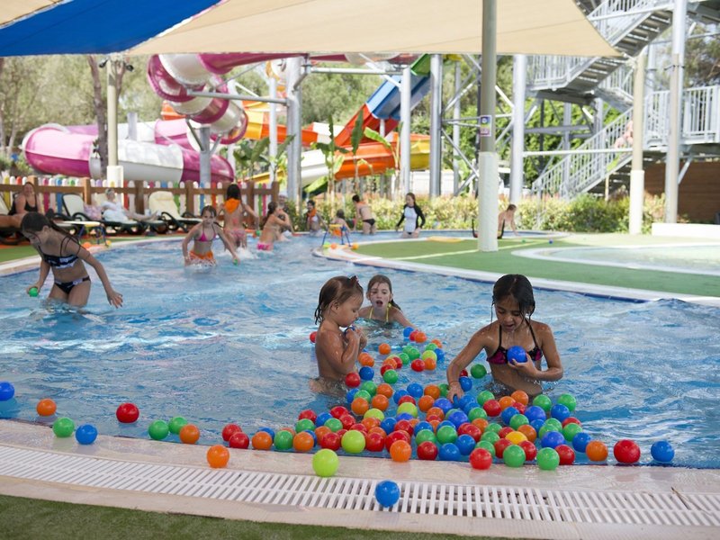 Xanadu Resort 29