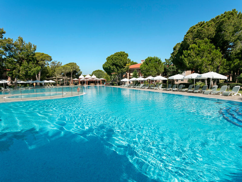 Xanadu Resort 40