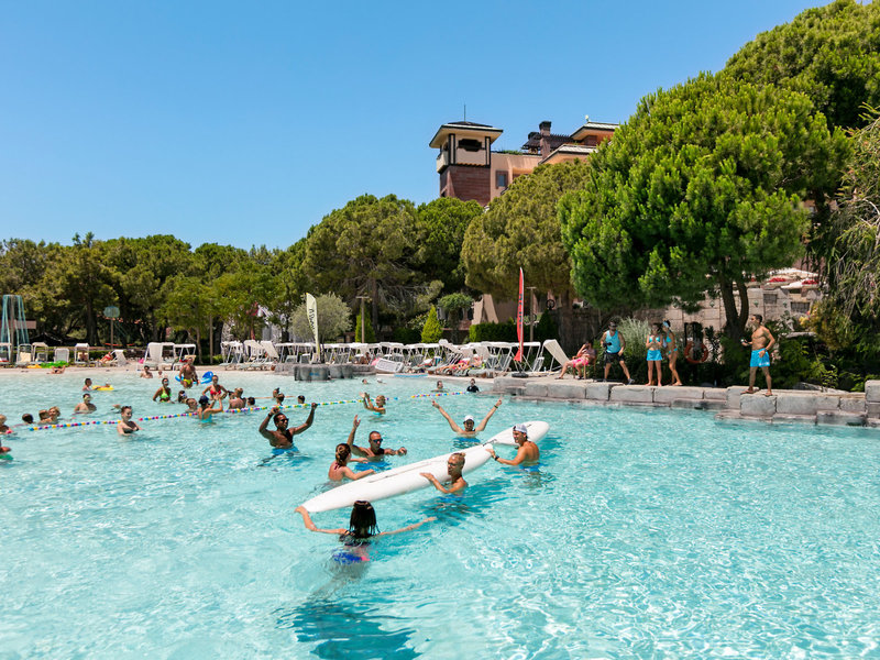 Xanadu Resort 45