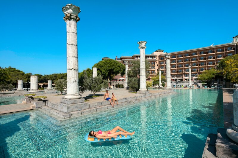 Xanadu Resort 72