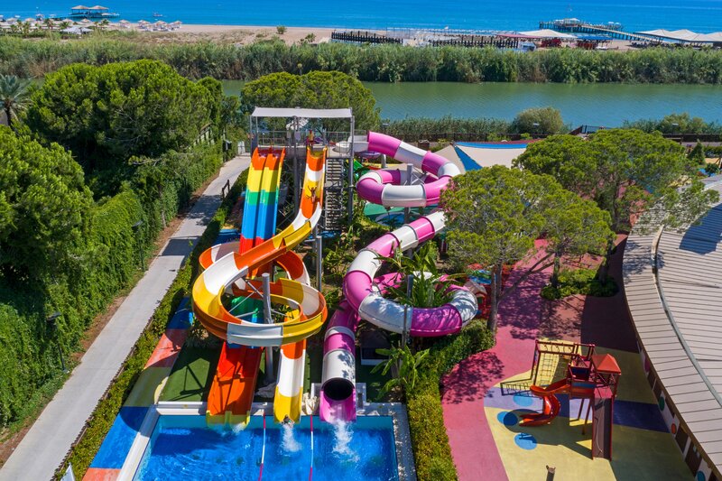 Xanadu Resort 98