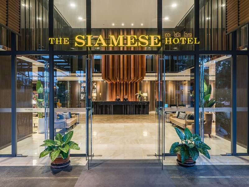 The Siamese Hotel 23