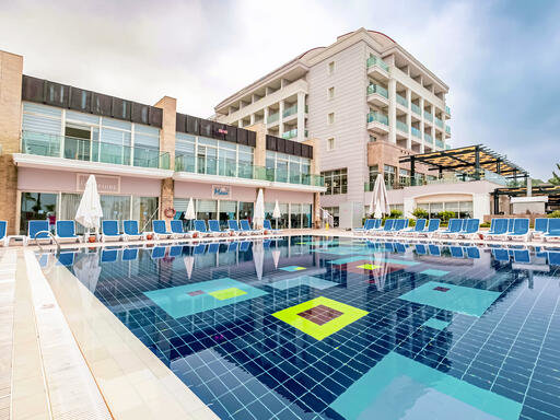 Sealife Buket Resort & Beach 7