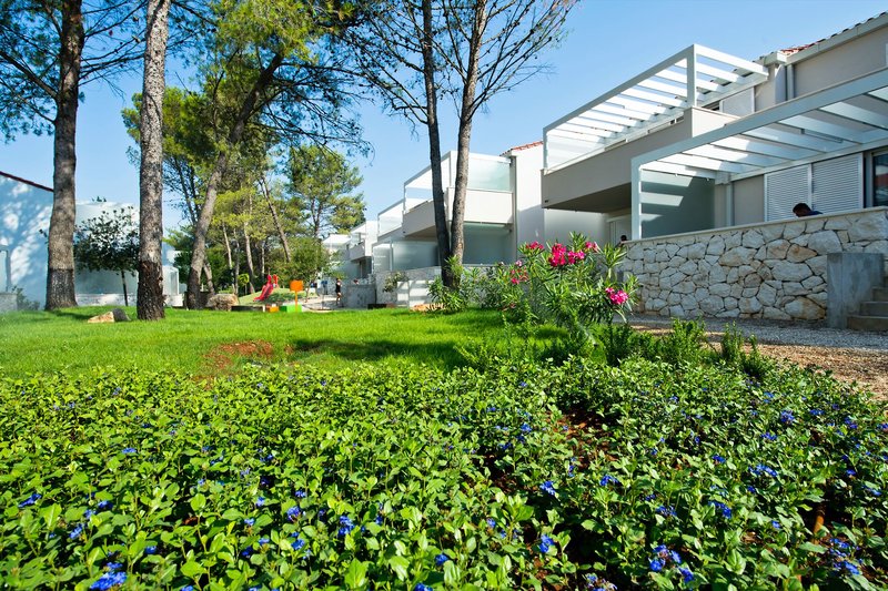 Zaton Holiday Resort Apartments 1