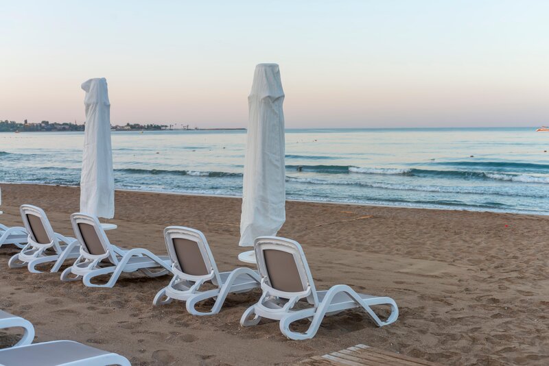 Sandy Beach Hotel 12
