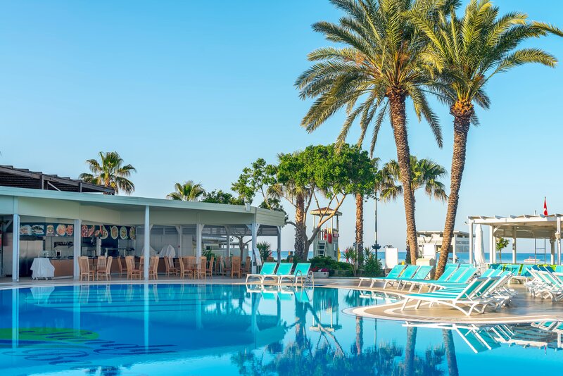 Sandy Beach Hotel 11