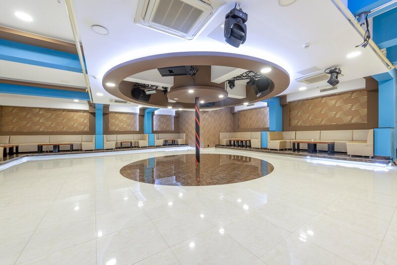 Sandy Beach Hotel 81
