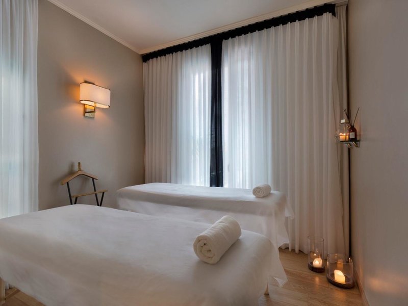 Brown Beach House Tel Aviv 8