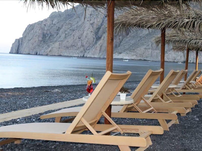 Makris Hotel Apartments 10