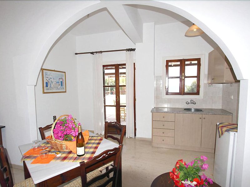 Makris Hotel Apartments 21