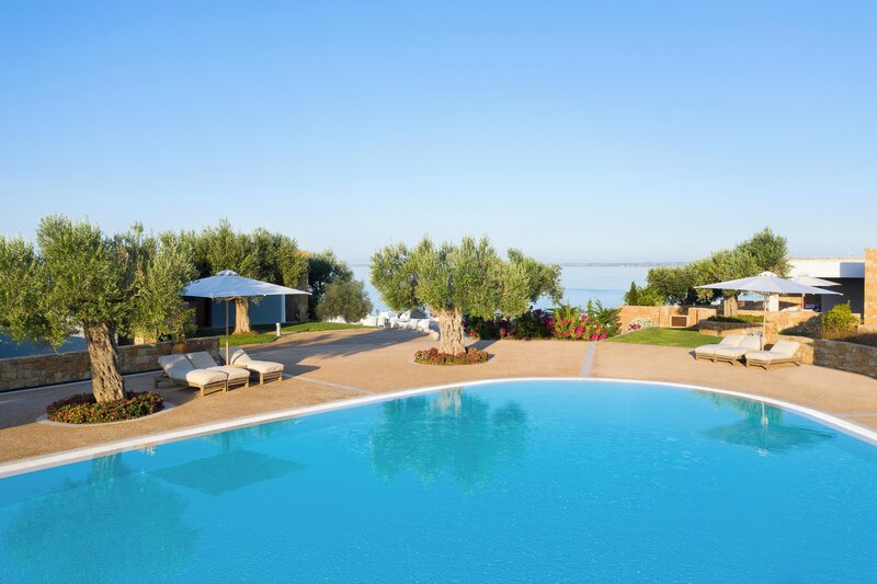 Ikos Olivia 66
