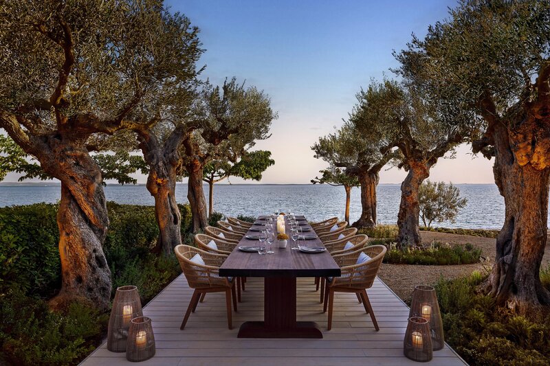 Ikos Olivia 255
