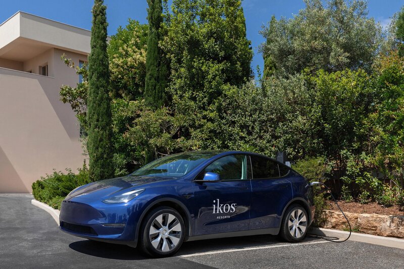 Ikos Olivia 310
