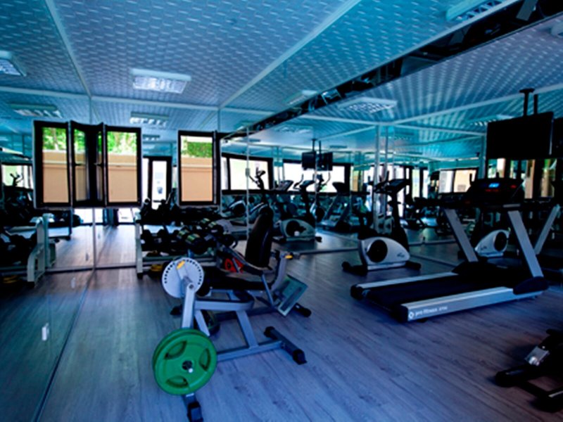 Aleria Belport Beach Hotel 39