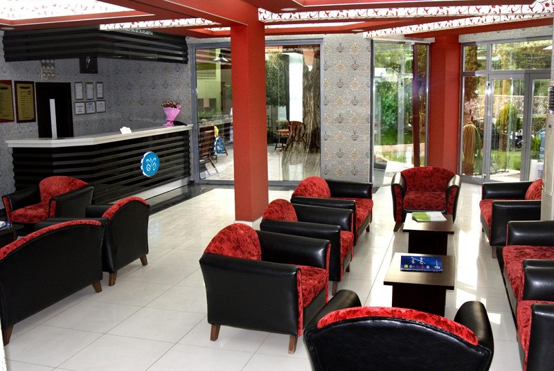 Aleria Belport Beach Hotel 7