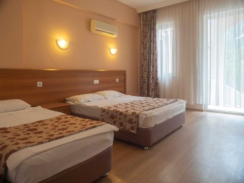 Alexius Beach Hotel 18