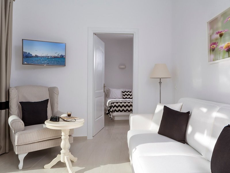 Colours Of Mykonos 9