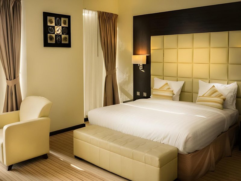 Golden Ocean Hotel 19