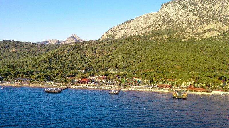 Crystal Flora Beach Resort 7