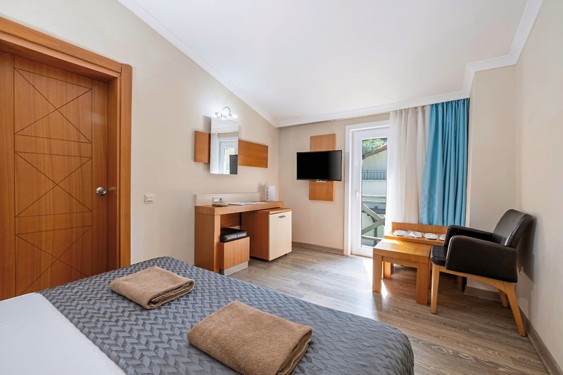 Crystal Flora Beach Resort 5