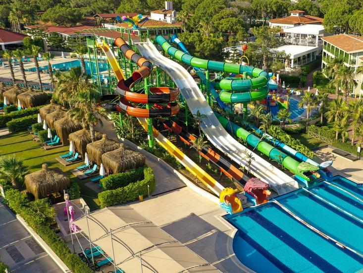 Crystal Flora Beach Resort 2