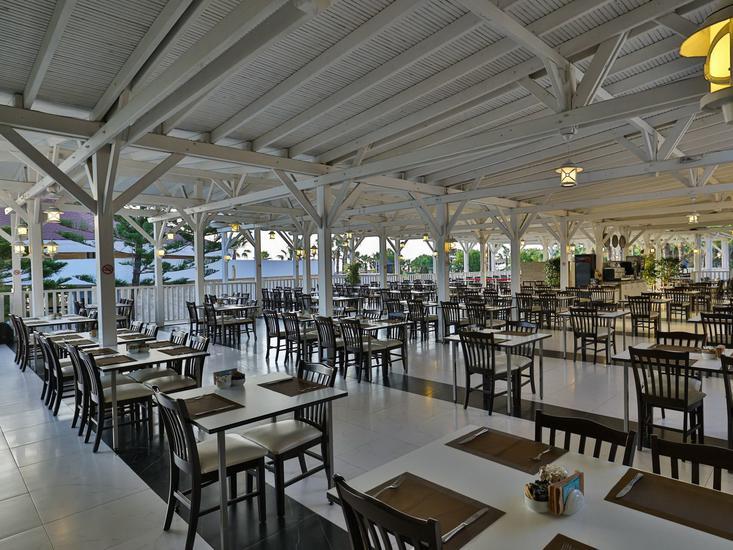 Crystal Flora Beach Resort 3