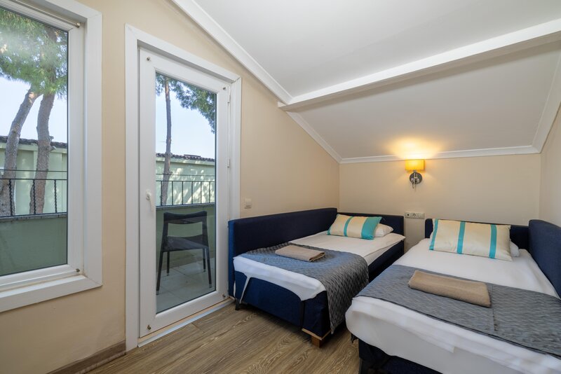 Crystal Flora Beach Resort 17