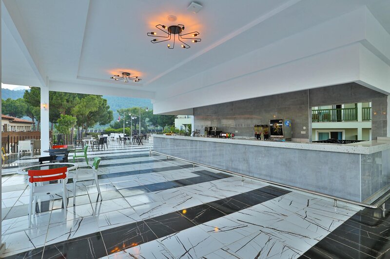 Crystal Flora Beach Resort 24