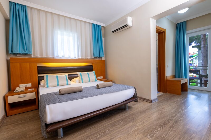 Crystal Flora Beach Resort 45