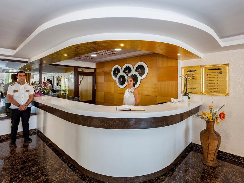 Club Hotel Belpinar 8