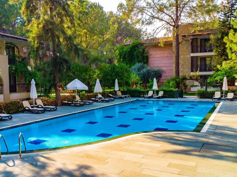 Champion Holiday Village 12