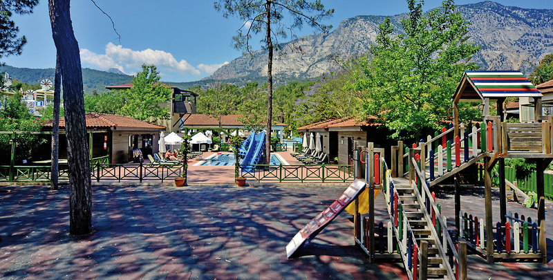 Champion Holiday Village 19