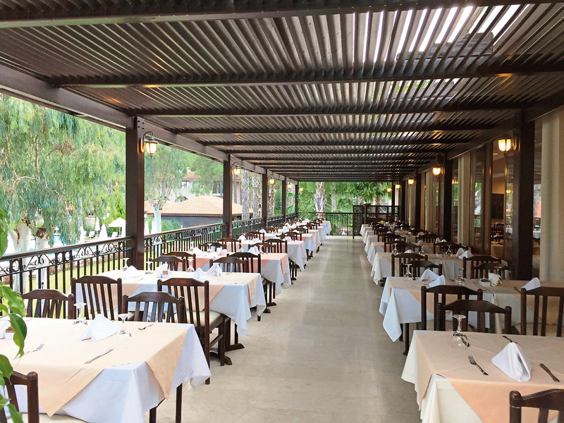 Champion Holiday Village 21