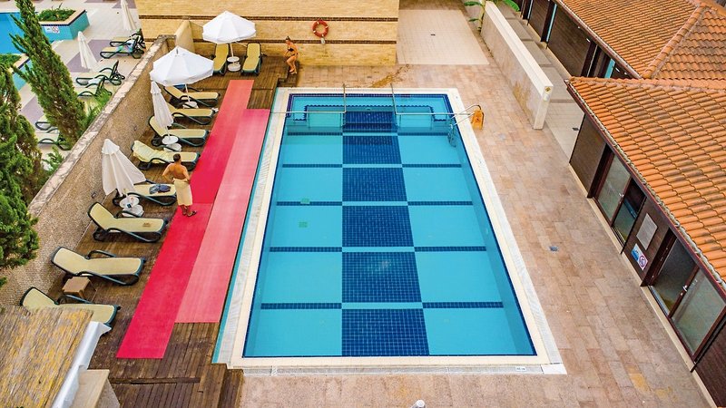 Champion Holiday Village 29