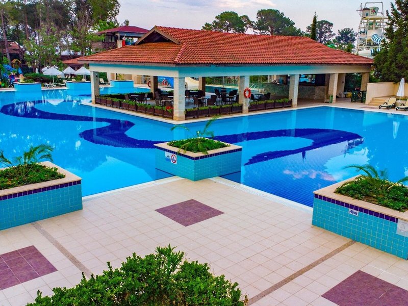 Champion Holiday Village 9 - Outdoor Pool