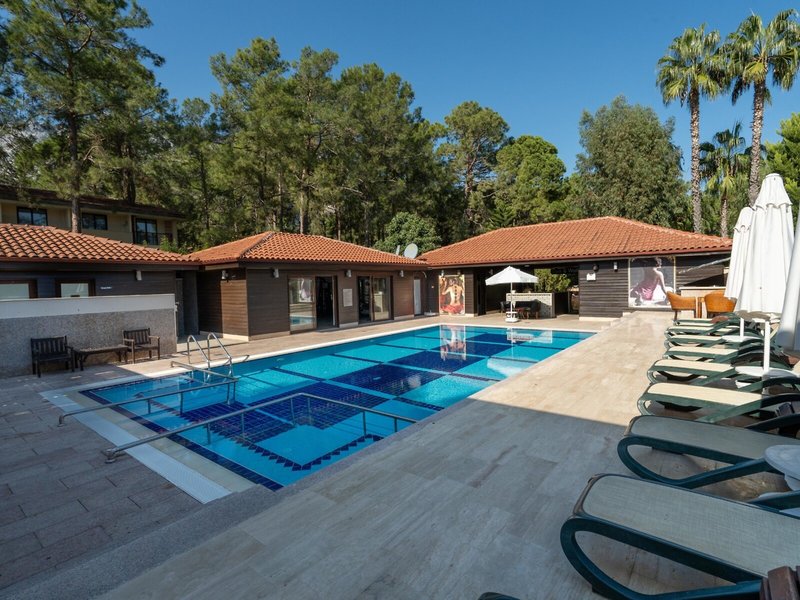 Champion Holiday Village 16 - Outdoor Pool