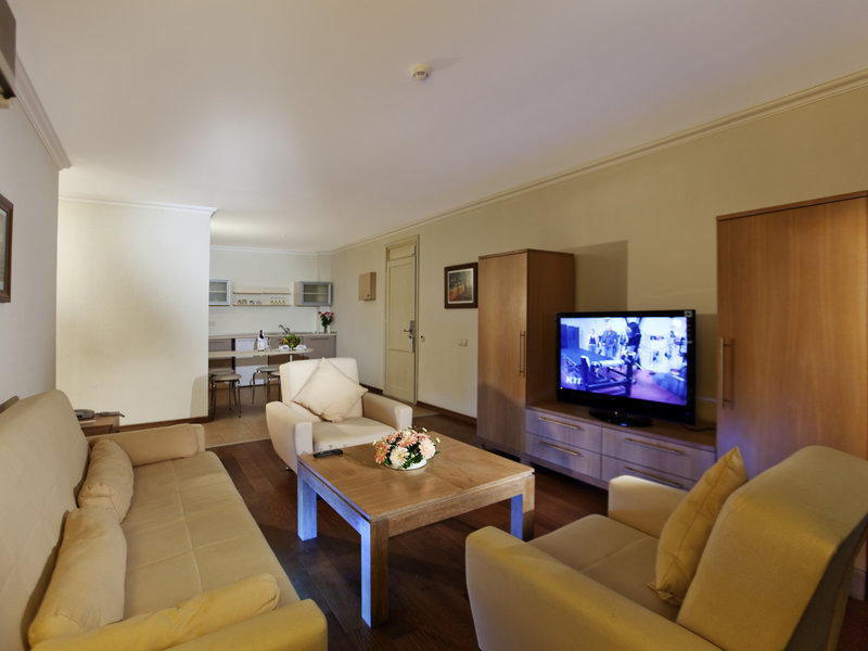 Champion Holiday Village 42 - Room Example