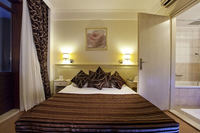Champion Holiday Village 11