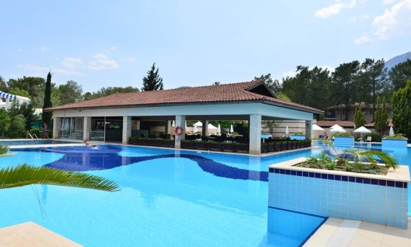Champion Holiday Village 10