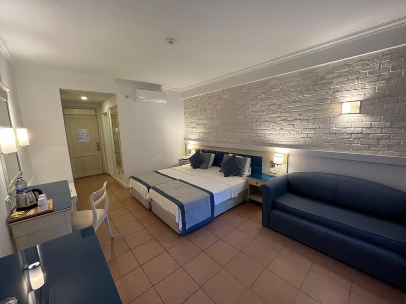 Champion Holiday Village 39