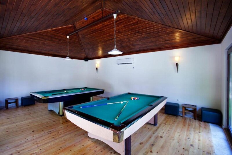 Champion Holiday Village 51