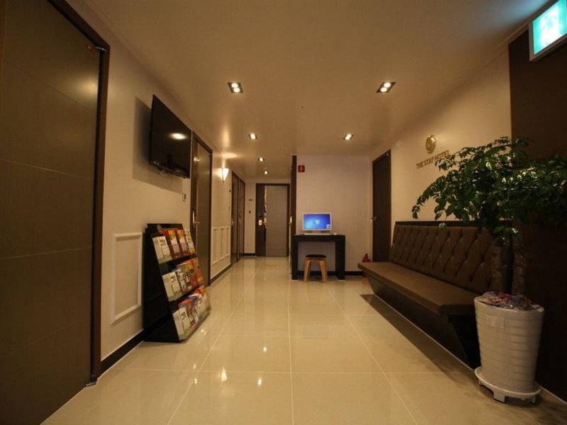 The Stay Hotel Myeongdong 3 - Lounge / Lobby
