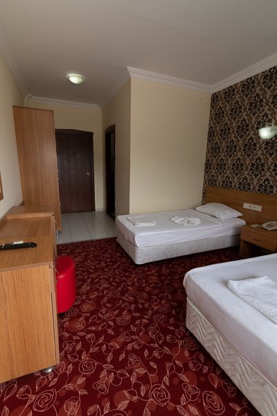 Grand Hotel Derin 17