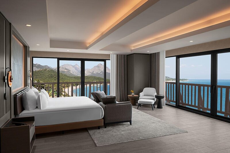 NG Phaselis Bay 84
