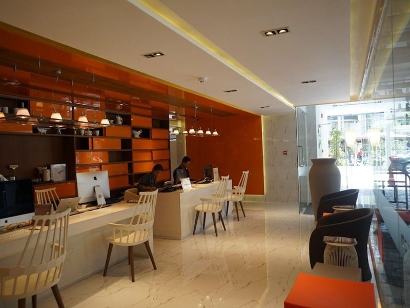 S Box Sukhumvit Hotel 7