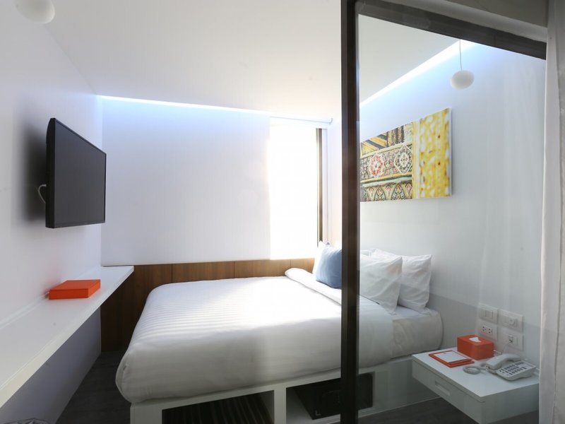 S Box Sukhumvit Hotel 11