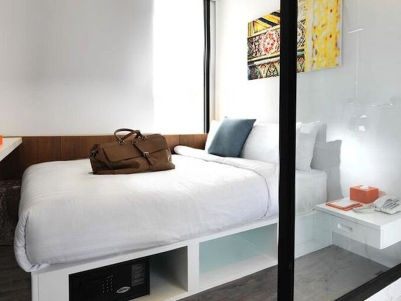 S Box Sukhumvit Hotel 14