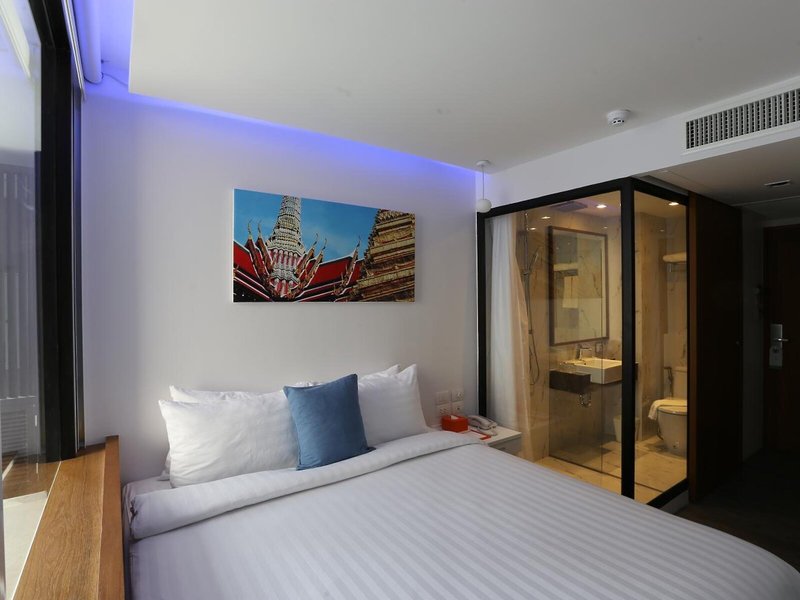 S Box Sukhumvit Hotel 20
