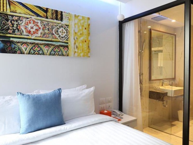 S Box Sukhumvit Hotel 23